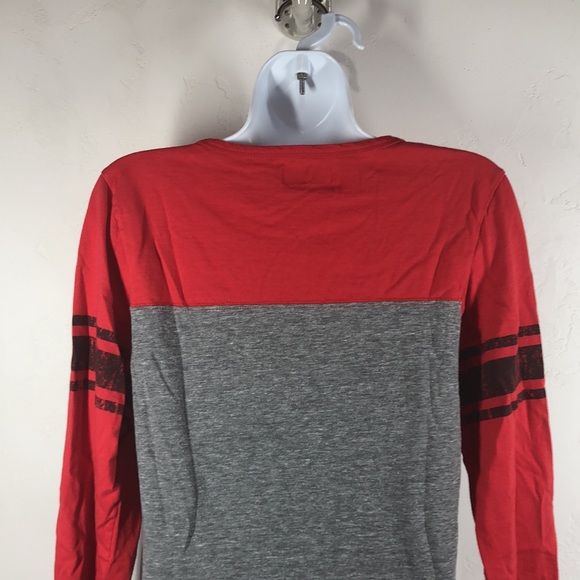5th & Ocean Wisconsin Badgers long sleeve top size large - Picture 8 of 10